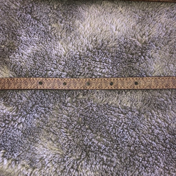 Michael Kors Signature Fanny Pack - Picture 10 of 13